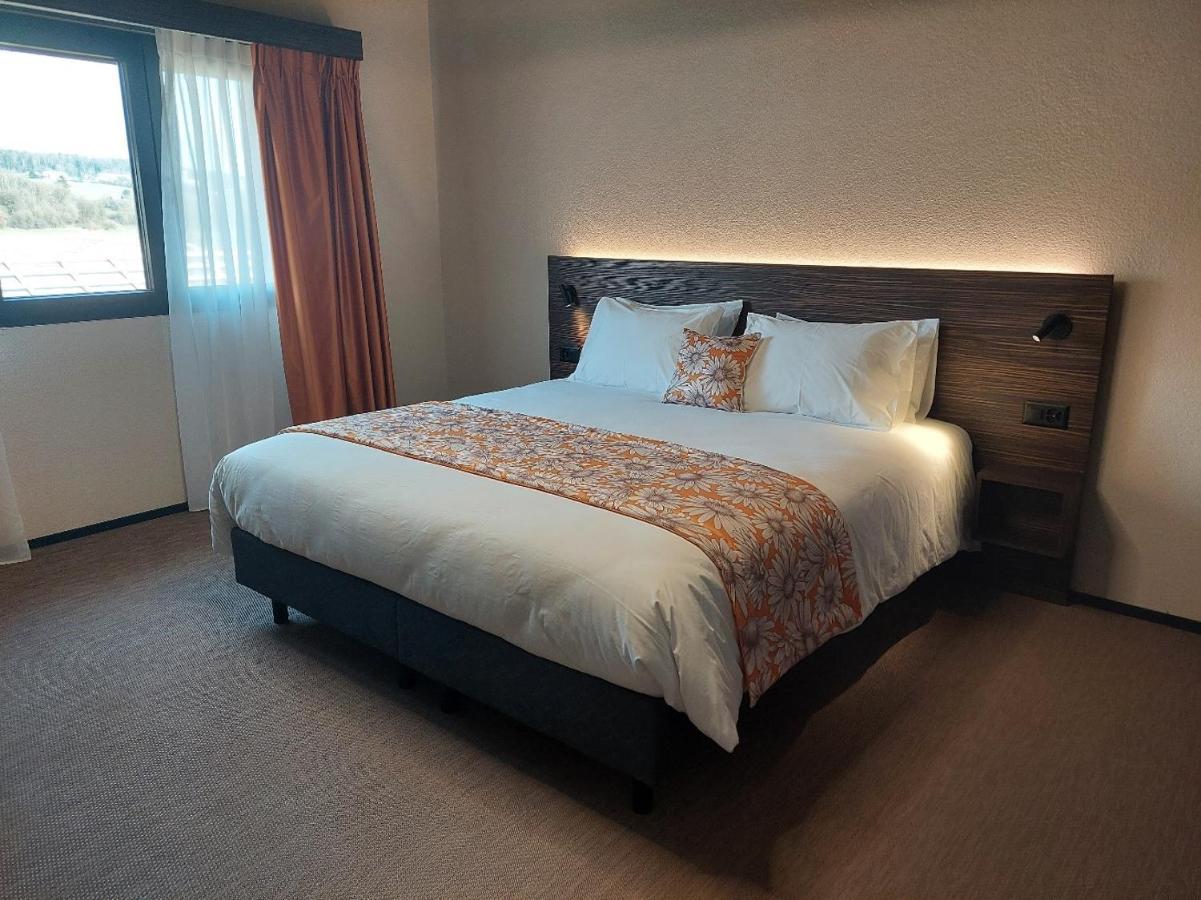 Kza Jura Swiss Hotel Courtedoux ภายนอก รูปภาพ